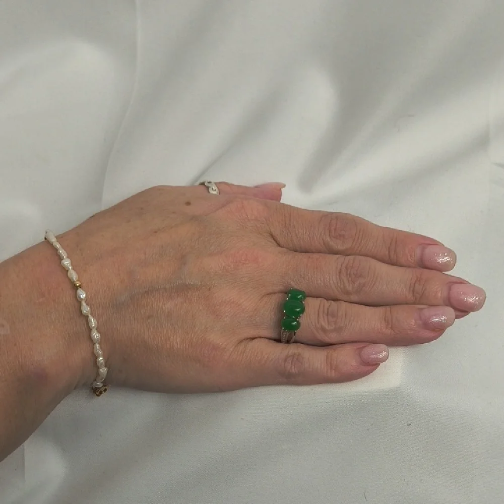 925 Genuine Green Jade Ring - Picture 3 of 7